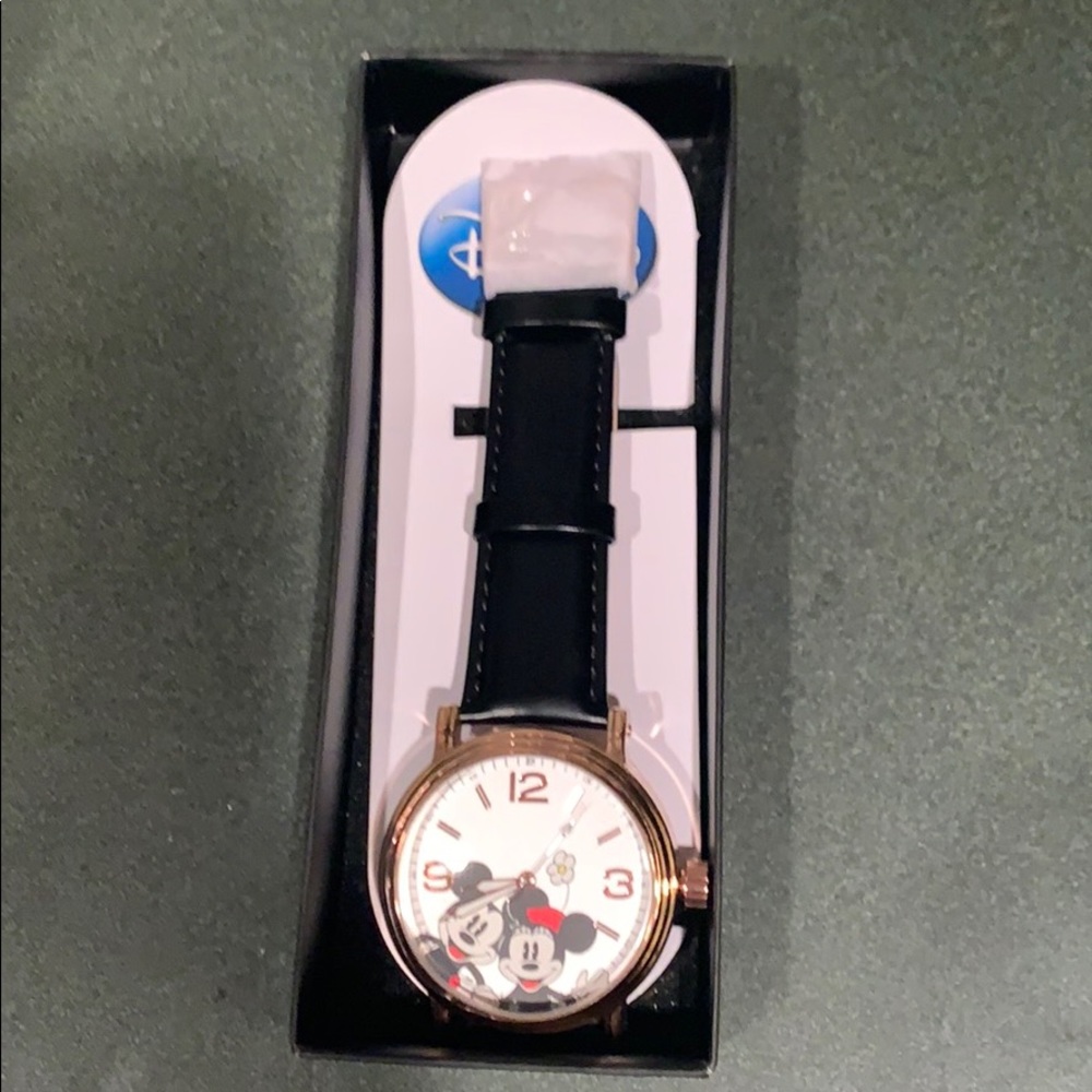 Disney’s Men’s Mickey Mouse Watch